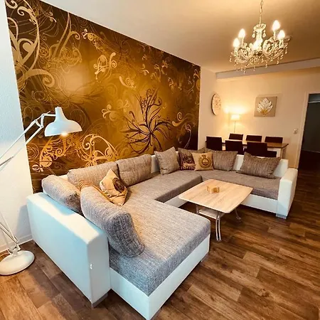 Ferienwohungen Und Haus Zum Schwan Apartment