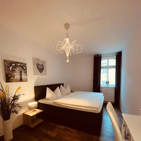 Ferienwohungen Und Haus Zum Schwan Apartment Arnstadt
