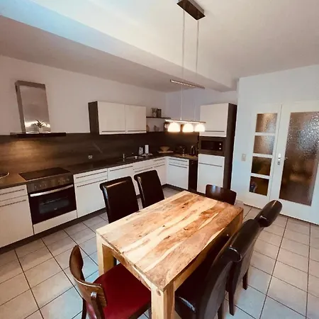 Ferienwohungen Und Haus Zum Schwan Apartment Arnstadt