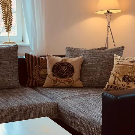 Ferienwohungen Und Haus Zum Schwan Apartment *