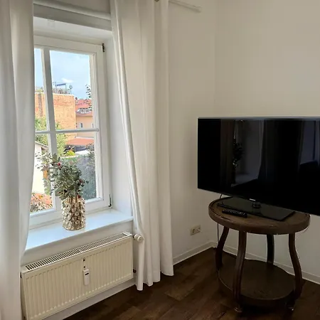 Daire Ferienwohungen Und Haus Zum Schwan